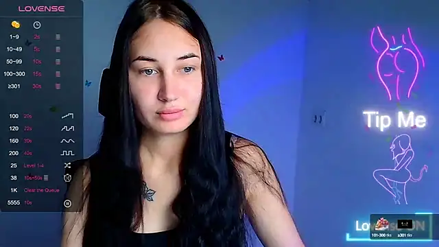 Snapshot of Jennifer_Blum chatting on 09-15-25, 05:08 Jennifer Blum online show from 09-15-25, 05:08