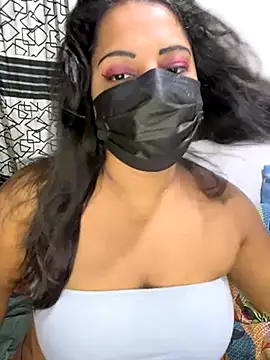 NOORA-GIRL online show from 12-04-25, 10:09