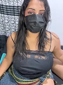 NOORA-GIRL online show from 11-28-25, 02:06