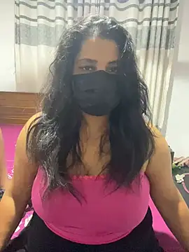 NOORA-GIRL online show from 03-10-26, 03:32