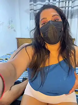 NOORA-GIRL online show from 03-26-26, 02:43