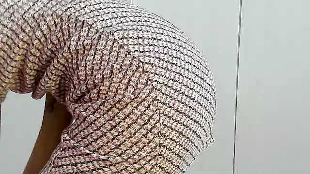 Destiny Desire online show from 03-31-26, 05:04