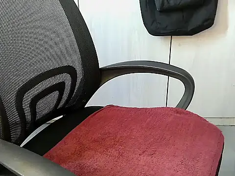 Snapshot of Destiny_Desire chatting on 09-30-25, 10:10 Destiny Desire online show from 09-30-25, 10:10