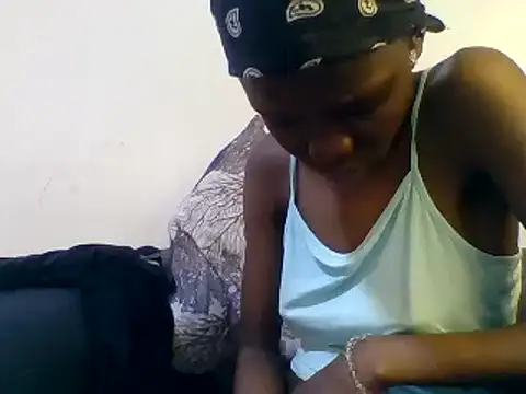 Snapshot of Baddie_Floxxy chatting on 12-08-24, 08:47 Baddie Floxxy online show from 12-08-24, 08:47