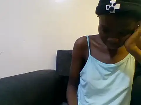 Snapshot of Baddie_Floxxy chatting on 12-02-24, 08:17 Baddie Floxxy online show from 12-02-24, 08:17
