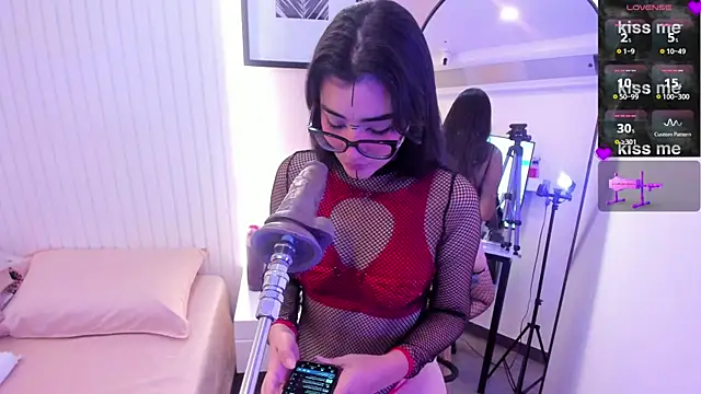 Snapshot of megan_texas1 chatting on 01-14-26, 12:42 megan texas1 online show from 01-14-26, 12:42