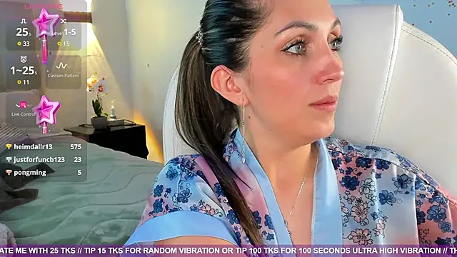 Snapshot of anny_sweet72 chatting on 01-28-25, 03:46 anny sweet72 online show from 01-28-25, 03:46