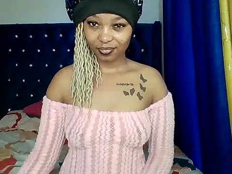 Snapshot of Licia_harvin chatting on 03-07-25, 06:13 Licia harvin online show from 03-07-25, 06:13