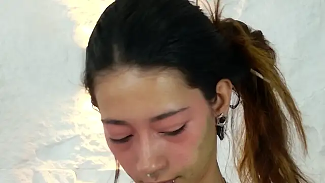 zorravioletta1 online show from 11-16-25, 12:32