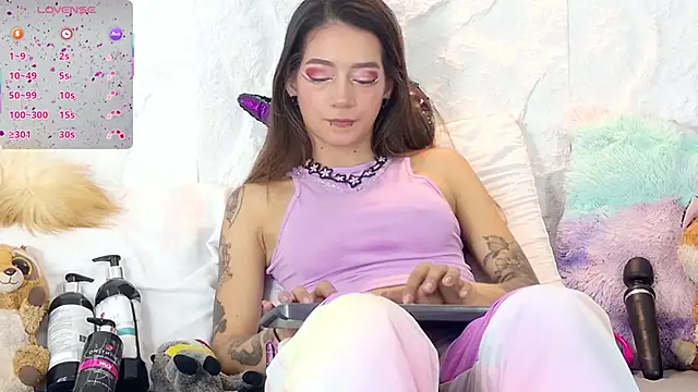 zorravioletta1 online show from 09-28-25, 12:45