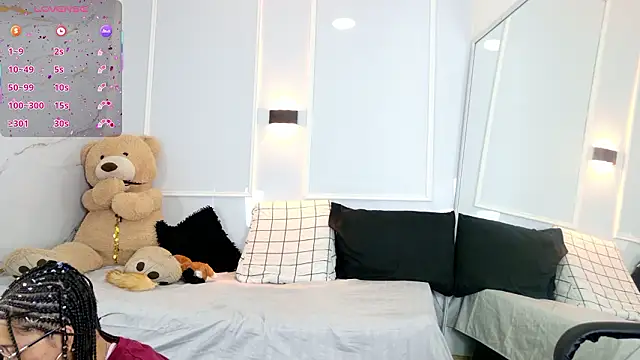 zorravioletta1 online show from 02-23-26, 12:06