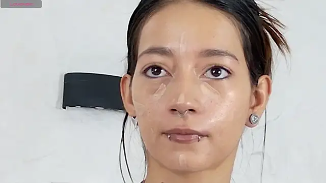 zorravioletta1 online show from 10-30-25, 12:14