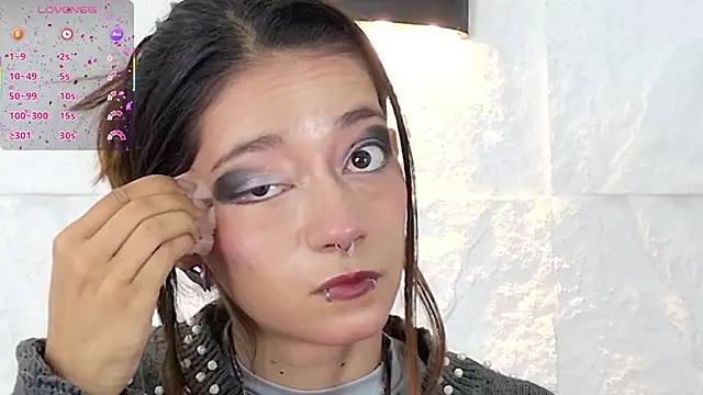 zorravioletta1 online show from 10-24-25, 12:26