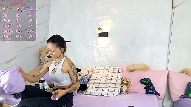 zorravioletta1 online show from 01-14-26, 11:58