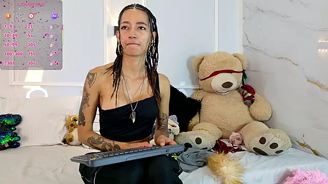 zorravioletta1 online show from 02-19-26, 12:13