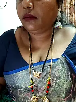 Snapshot of Swapna_143 chatting on 12-24-24, 04:30 Swapna 143 online show from 12-24-24, 04:30