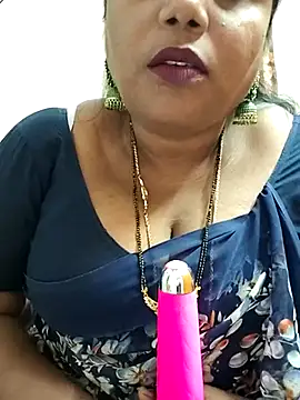 Snapshot of Swapna_143 chatting on 03-04-25, 05:03 Swapna 143 online show from 03-04-25, 05:03