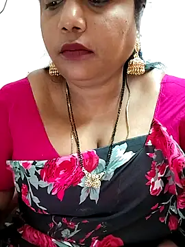 Snapshot of Swapna_143 chatting on 01-23-25, 02:44 Swapna 143 online show from 01-23-25, 02:44
