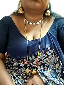 Snapshot of Swapna_143 chatting on 02-07-25, 03:01 Swapna 143 online show from 02-07-25, 03:01