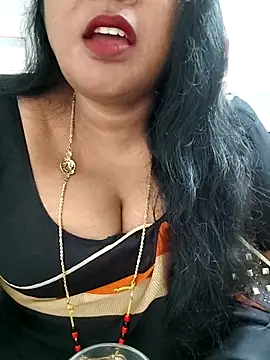 Snapshot of Swapna_143 chatting on 09-13-25, 03:06 Swapna 143 online show from 09-13-25, 03:06