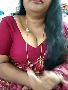 Snapshot of Swapna_143 chatting on 10-06-25, 03:19 Swapna 143 online show from 10-06-25, 03:19