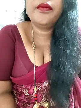 Snapshot of Swapna_143 chatting on 09-25-25, 02:39 Swapna 143 online show from 09-25-25, 02:39