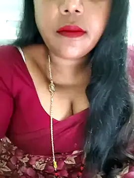 Snapshot of Swapna_143 chatting on 10-06-25, 04:52 Swapna 143 online show from 10-06-25, 04:52