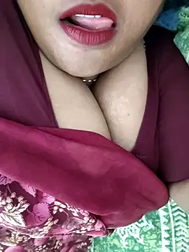 Snapshot of Swapna_143 chatting on 09-10-25, 05:06 Swapna 143 online show from 09-10-25, 05:06