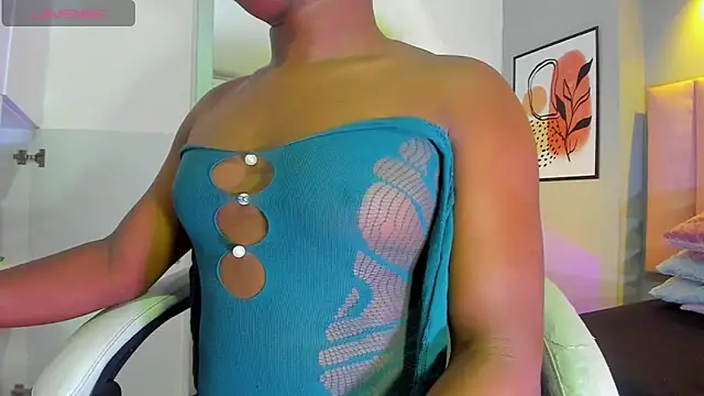 Snapshot of SofiaBrouw chatting on 09-29-25, 12:44 SofiaBrouw online show from 09-29-25, 12:44