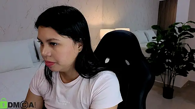 ISA  CUTEE online show from 11-15-25, 03:32