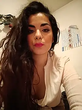 Saturnia Yvonne online show from 02-27-25, 12:03