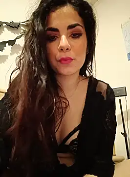 Saturnia Yvonne online show from 03-04-25, 11:43