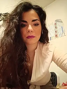 Saturnia Yvonne online show from 02-26-25, 05:53