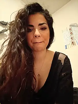 Saturnia Yvonne online show from 03-07-25, 06:11