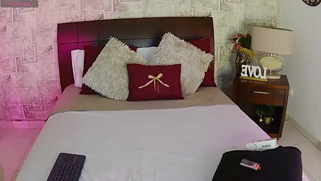 cherry chel online show from 03-22-25, 03:52