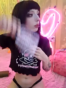 Snapshot of _Alice_0-0 chatting on 12-21-24, 10:51  Alice 0-0 online show from 12-21-24, 10:51