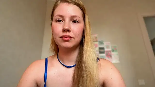 HoneyAudrey online show from 07-10-26, 02:22