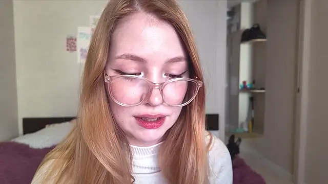 HoneyAudrey online show from 01-17-26, 03:32