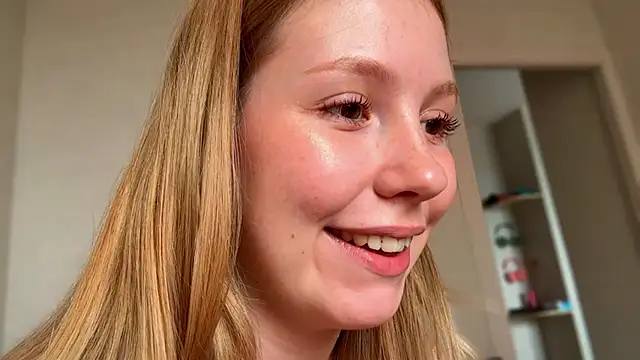 HoneyAudrey online show from 06-22-26, 02:39