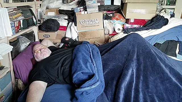 hadeszeuss2 online show from 03-02-26, 03:19