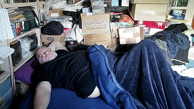 hadeszeuss2 online show from 03-13-26, 03:17