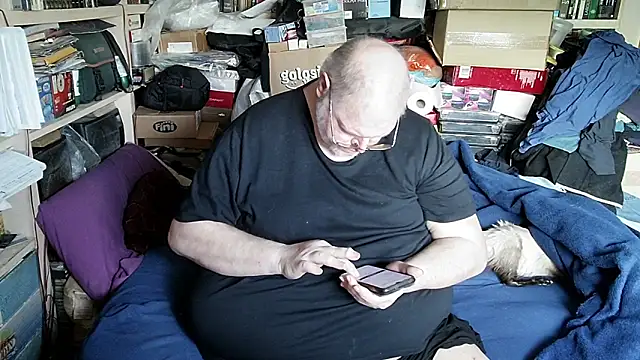 hadeszeuss2 online show from 02-27-26, 03:34