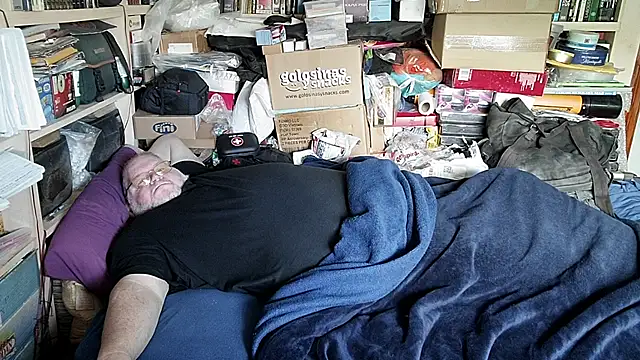 hadeszeuss2 online show from 03-25-26, 03:33