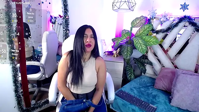 Camille jhonson online show from 12-22-25, 10:04