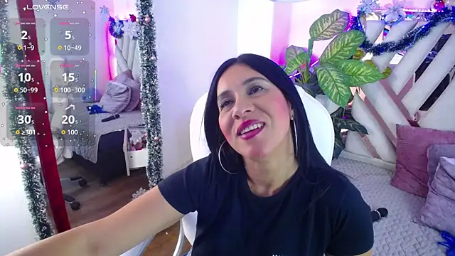 Camille jhonson online show from 12-18-25, 10:08