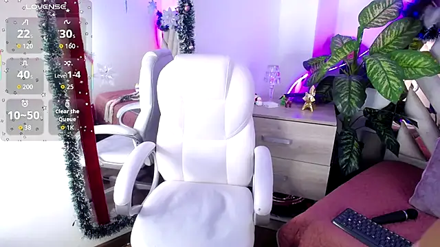 Camille jhonson online show from 12-15-25, 09:48