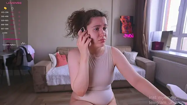 My Emmy online show from 04-09-26, 07:03