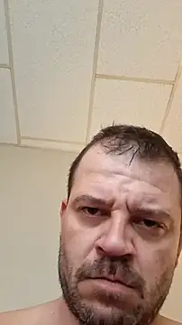 Snapshot of Davo84123 chatting on 02-22-26, 02:52 Davo84123 online show from 02-22-26, 02:52