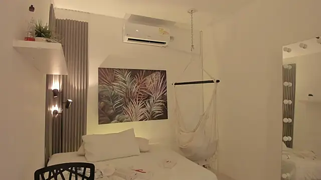 emma alice  online show from 02-12-26, 10:48