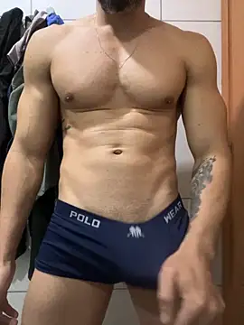 Lb20gostoso online show from 09-26-25, 04:41